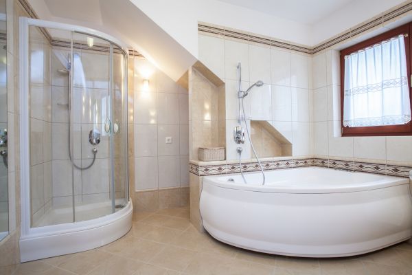 Oversized Bathtub Installation in New Albany
